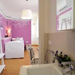 Stop & Sleep Fronte Ospedale Civile 3*