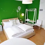 Guest house Stop & Sleep Fronte Ospedale Civile Udine