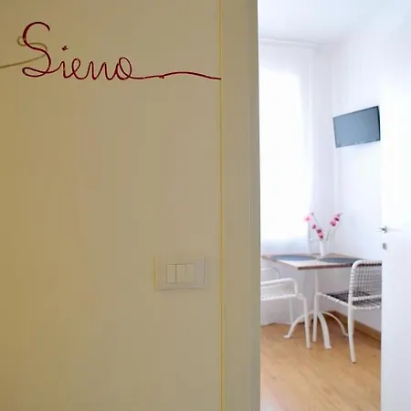 Stop & Sleep Fronte Ospedale Civile 3* Udine
