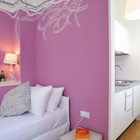 Stop & Sleep Fronte Ospedale Civile Konukevi 3*