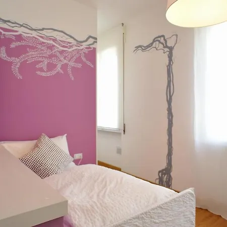 Stop & Sleep Fronte Ospedale Civile Guest house