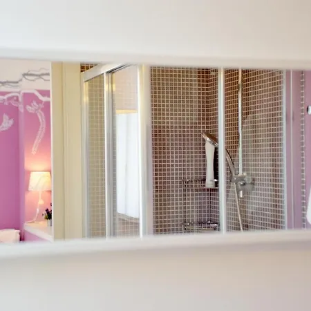 Stop & Sleep Fronte Ospedale Civile Guest house 3*