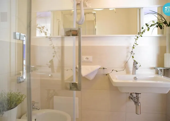 Stop & Sleep Fronte Ospedale Civile 3* Udine