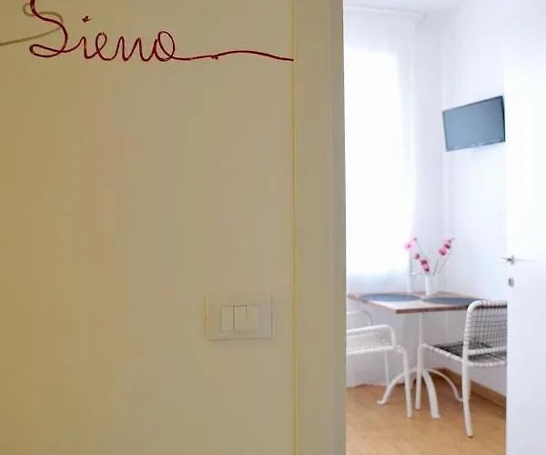 Stop & Sleep Fronte Ospedale Civile 3* Udine