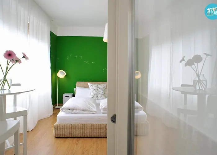 Guest house Stop & Sleep Fronte Ospedale Civile Udine