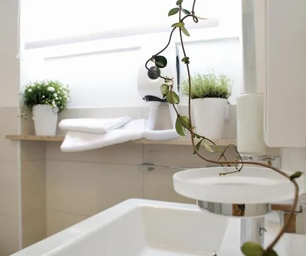 Stop & Sleep Fronte Ospedale Civile Guest house 3*