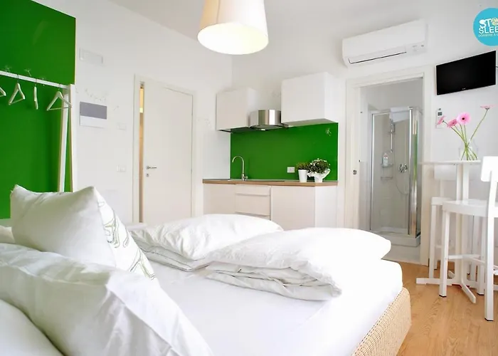 Stop & Sleep Fronte Ospedale Civile Udine