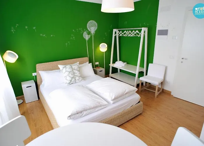 Guest house Stop & Sleep Fronte Ospedale Civile Udine